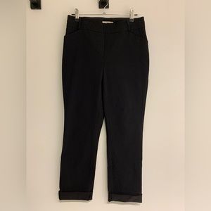Black dress pants. Size 6.